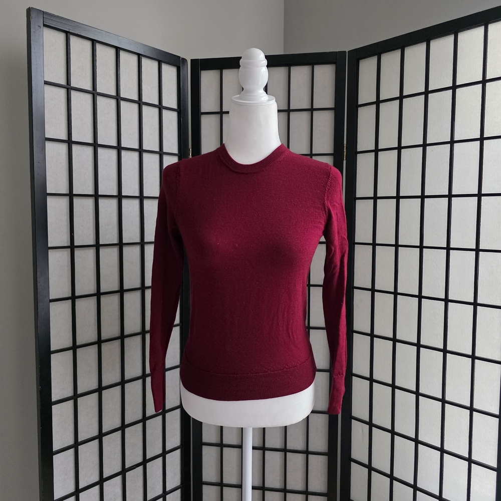 Uniqlo Burgundy 100% Merino Wool Sweater